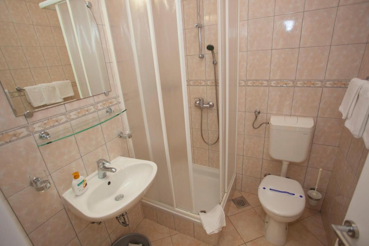 Villa Alesa Tučepi Esterno foto
