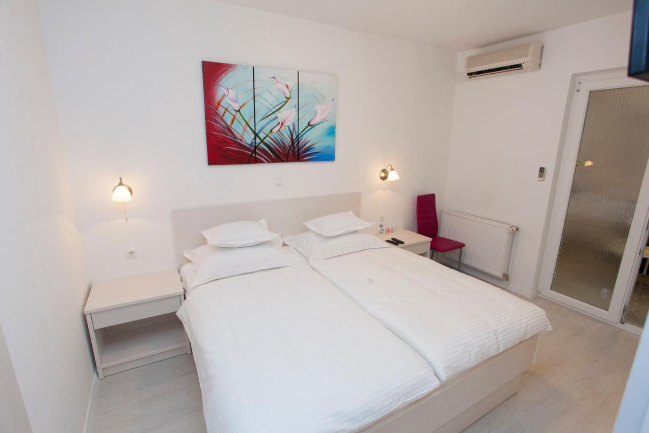 Villa Alesa Tučepi Esterno foto