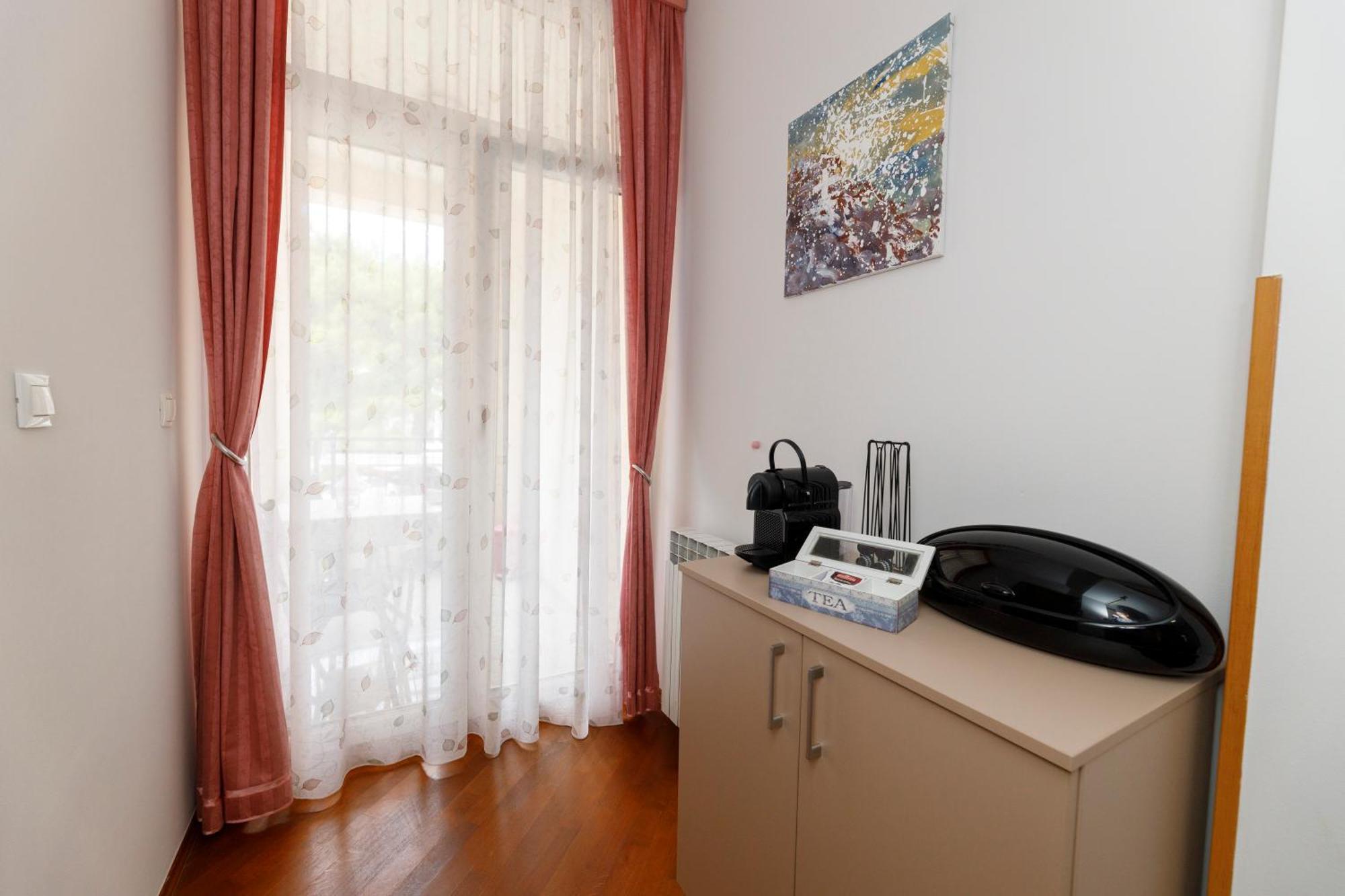 Villa Alesa Tučepi Esterno foto