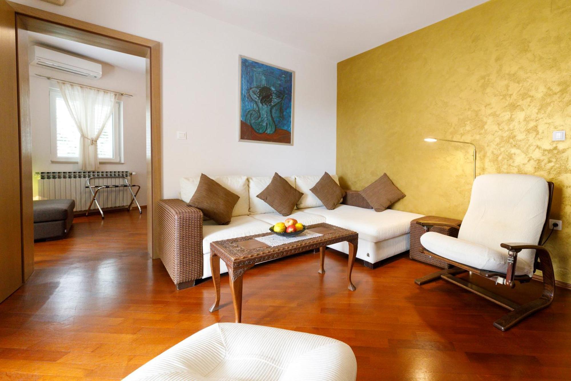 Villa Alesa Tučepi Esterno foto